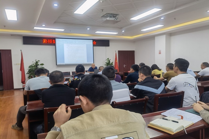 1632731843170712.jpg 967E02BD87D2D1FF9BA0CF0C8FC29A71.jpg